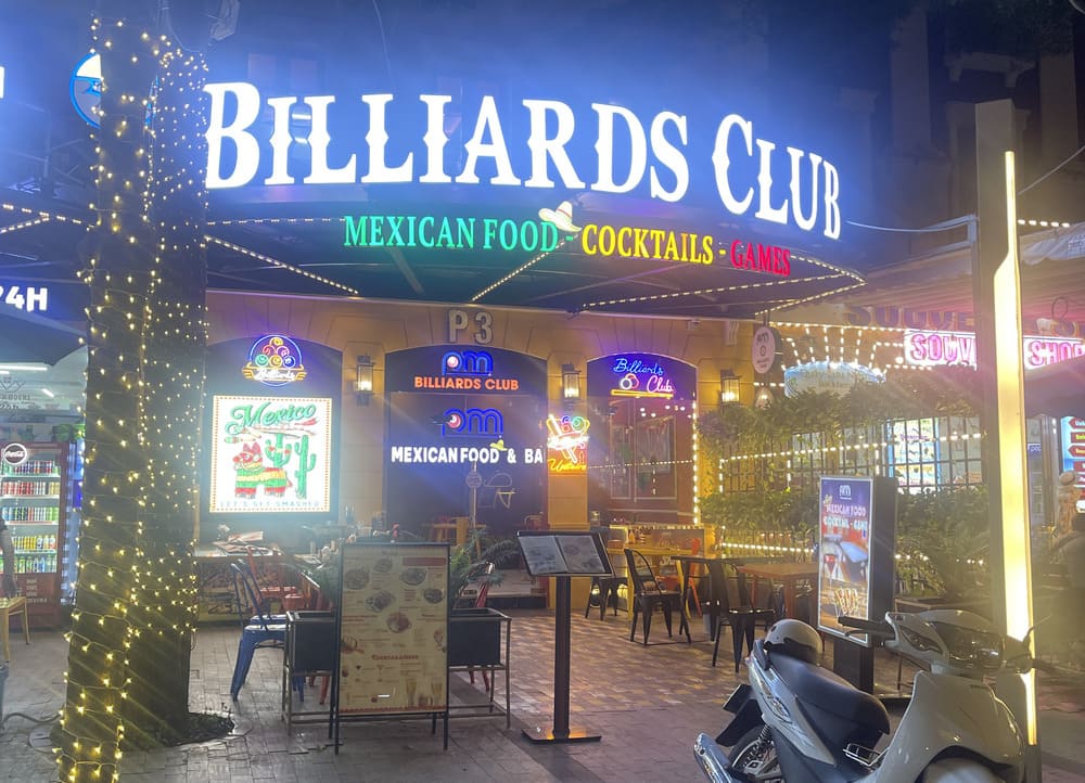PM-Billiards-Club-Mexican-Food-staynowvn