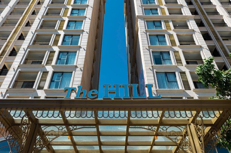 Capella Apartment Fireworks and Ocean View - Hillside Phu Quoc