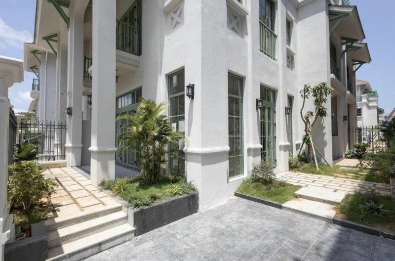Contis Vilage Tropical Bãi Khem