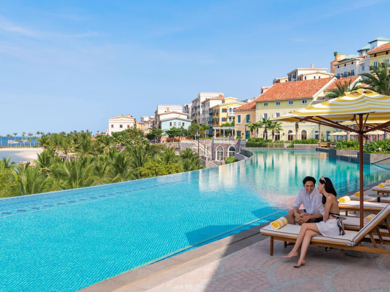 La Festa Phu Quoc with pool 3