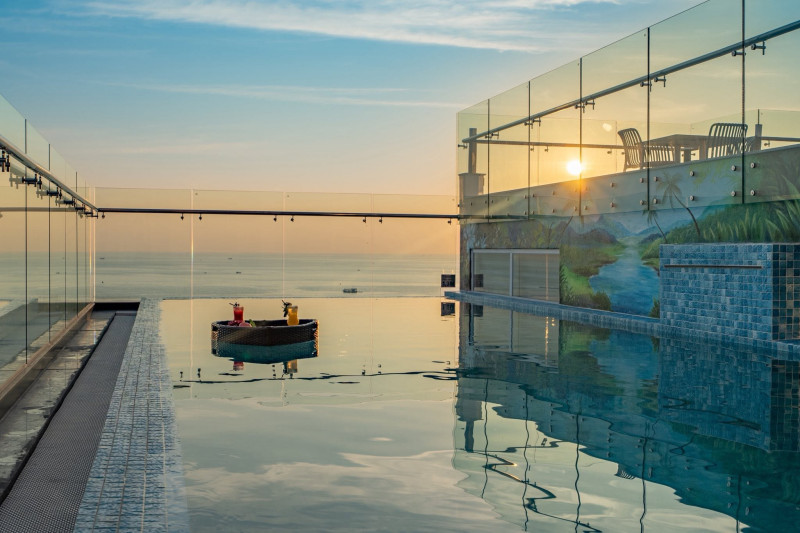 Solaro Hotel & Spa Phu Quoc with Infinity Pools 1